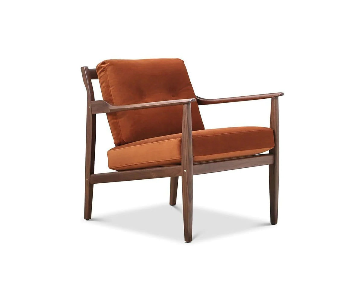 Undra Armchair