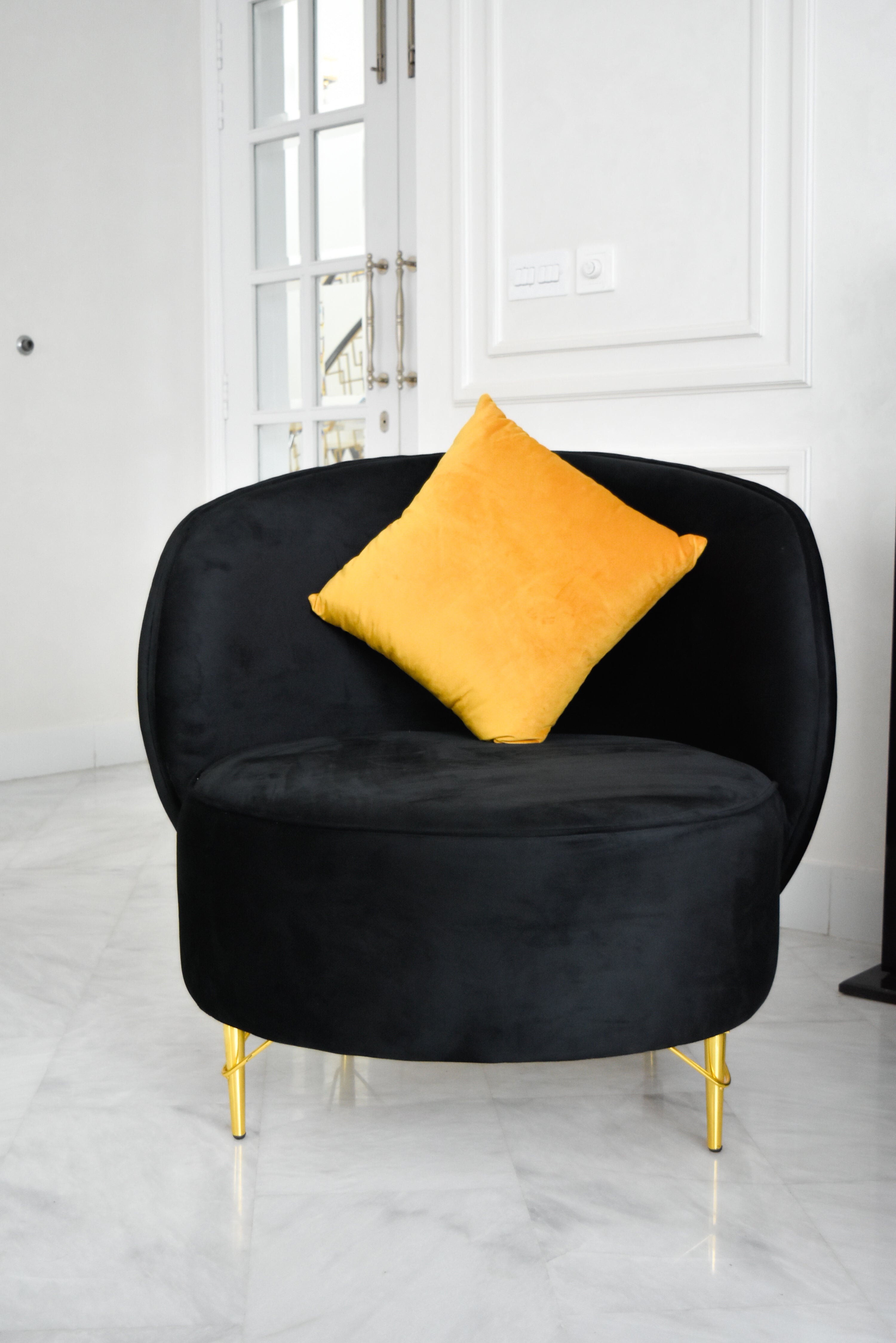 Lounge Velvet Chair